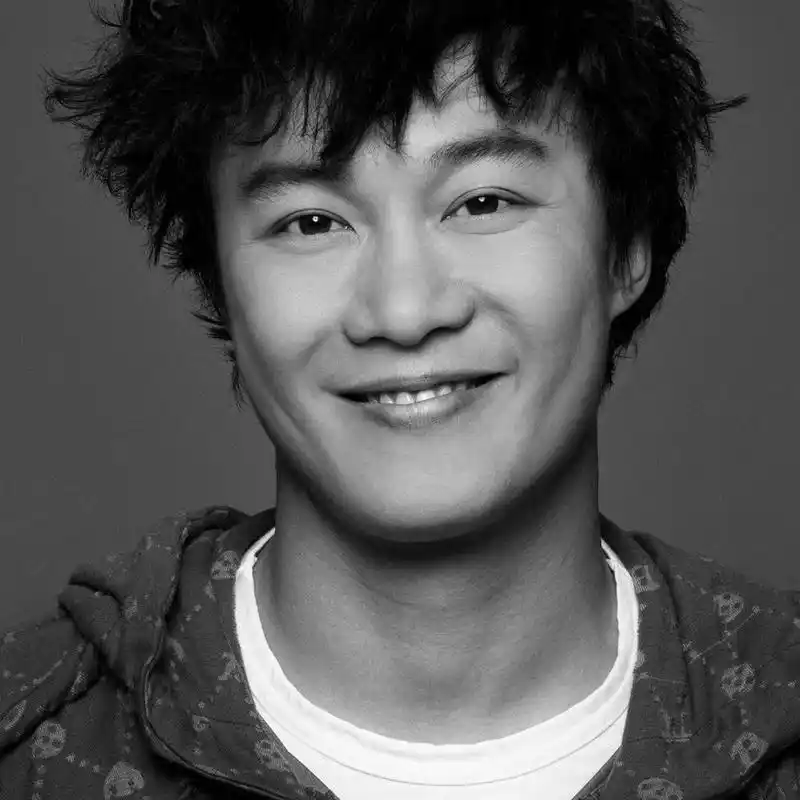 我心中最赞的歌手陈奕迅唱一首不老情歌调一晚不用醒的梦