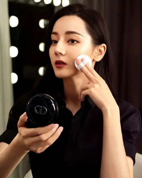 dior 新图@dear-迪丽热巴#迪丽热巴迪奥全球彩妆及香氛代言人##迪奥