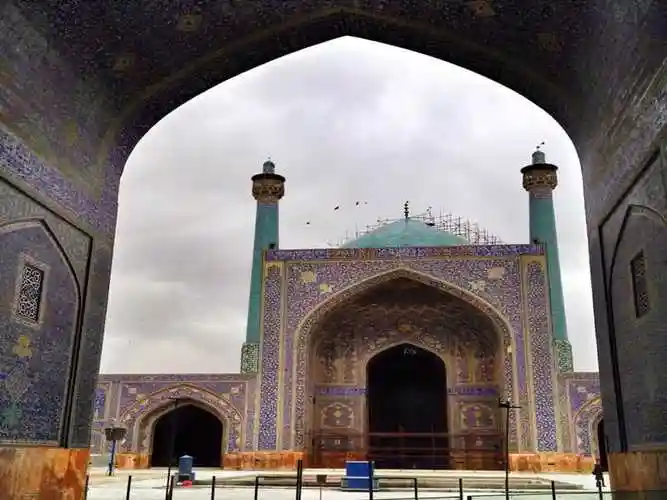 聆听波斯市场ppt