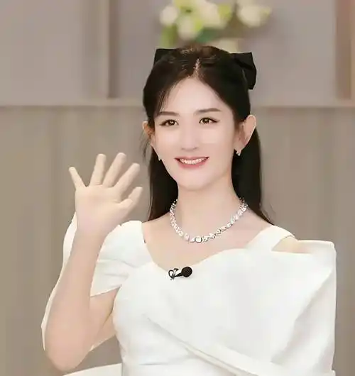 原创娱乐圈八卦王楚然刘雨昕谢娜张艺兴刘浩存陈星旭张碧晨