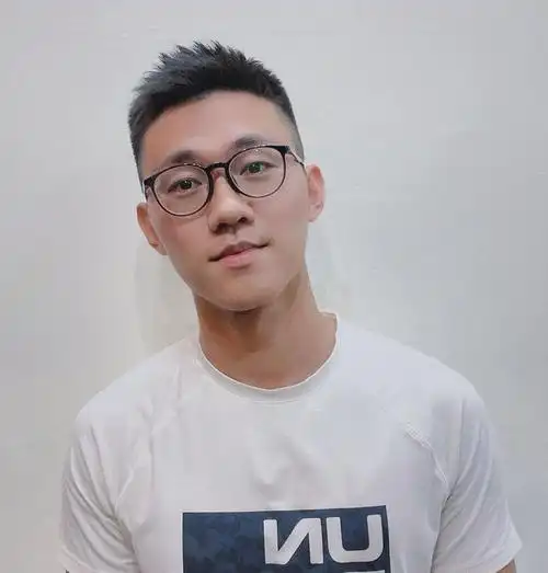 男生夏天发型别随便乱剪这6款短发很百搭干净又帅气