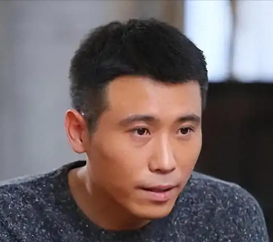 "黄金男配"李乃文,20年不温不火,与颜丙燕意难平,48岁终结婚