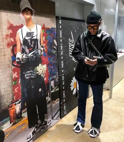 分享权志龙退伍后的穿搭灵感我们为你亲自演绎了3套搭配示范