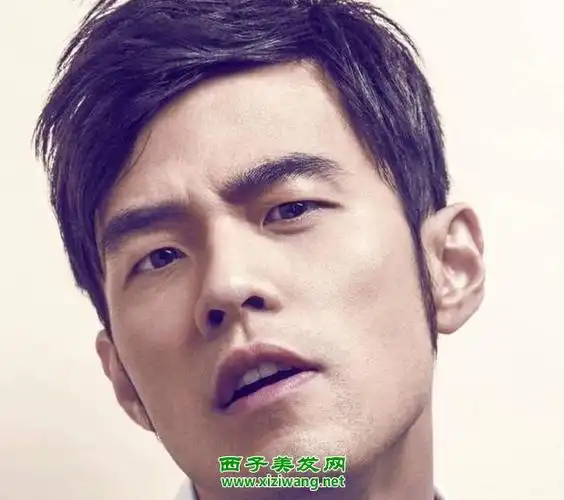 周杰伦寸头发型图片 男生寸头这样扎也时尚