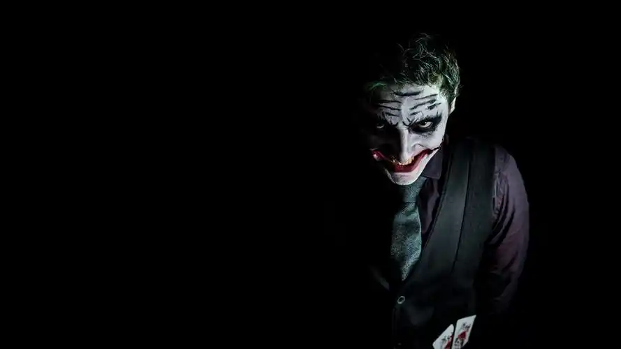 壁纸 小丑,黑色背景