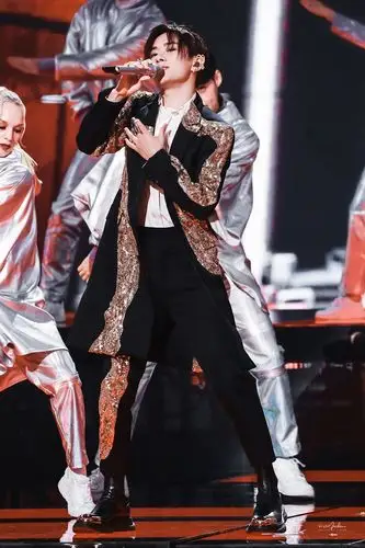 易烊千玺 天猫双十一晚会