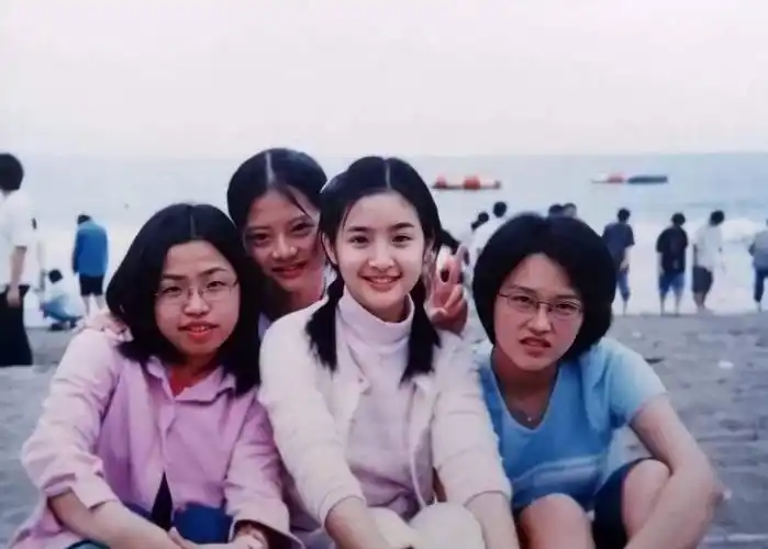 林依晨童年照超萌 不老女神的驻颜术全是因为心态好