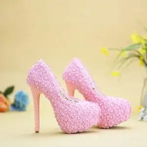 粉色蕾丝高跟鞋价格