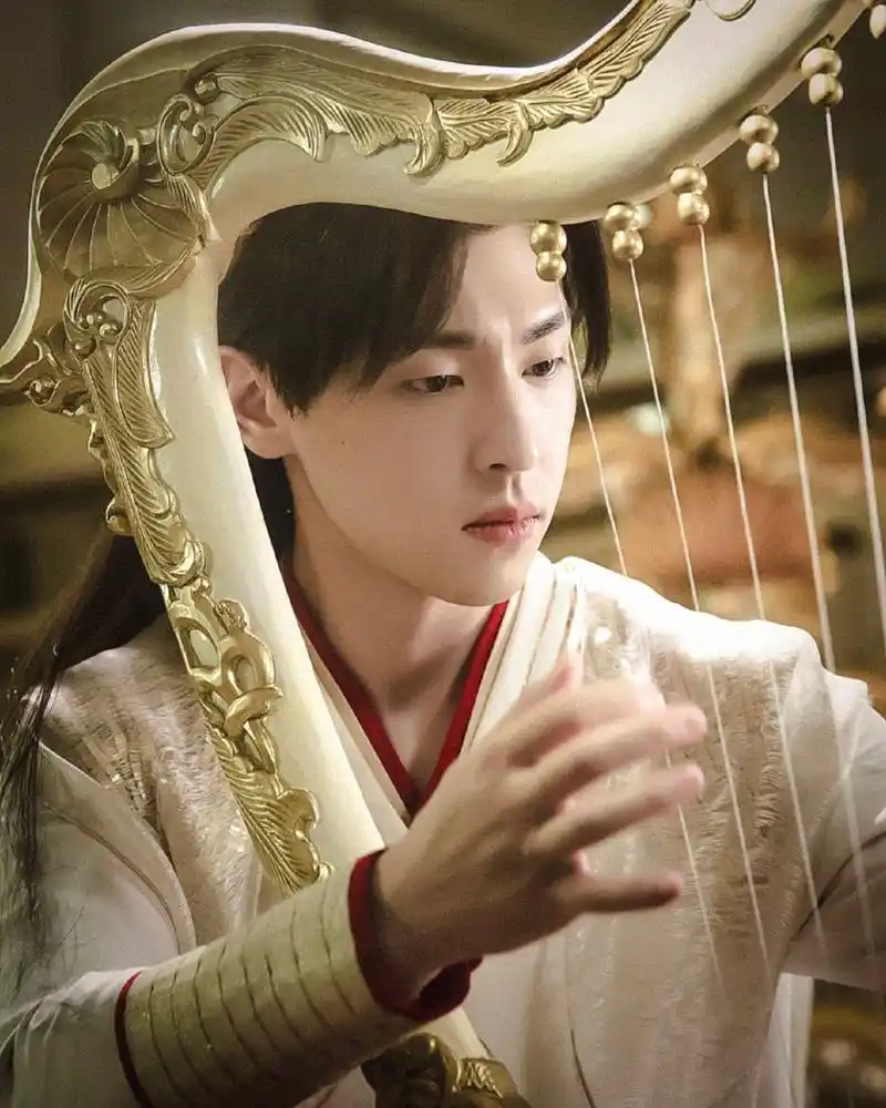 「香蜜沉沉烬如霜」邓伦