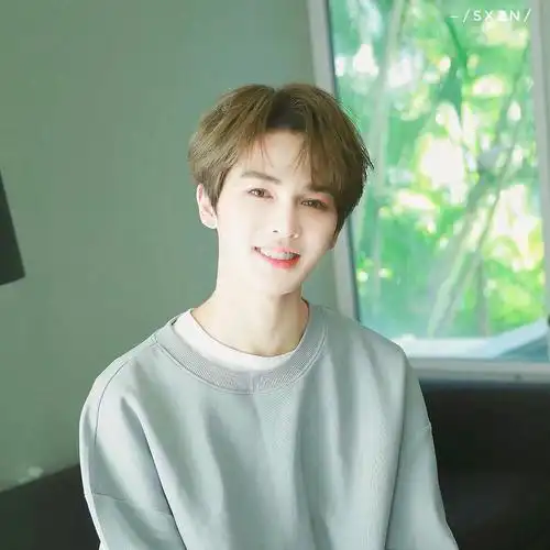 朱正廷图楼你想要的样子他都有更新好多张