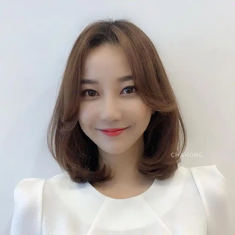 2020精选流行发型24款瘦脸时尚还洋气爱美女性都喜欢