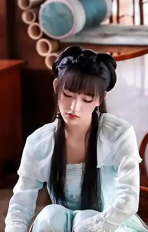 人间芭比程潇才华和颜值齐肩并行身材碾压疯马秀lida