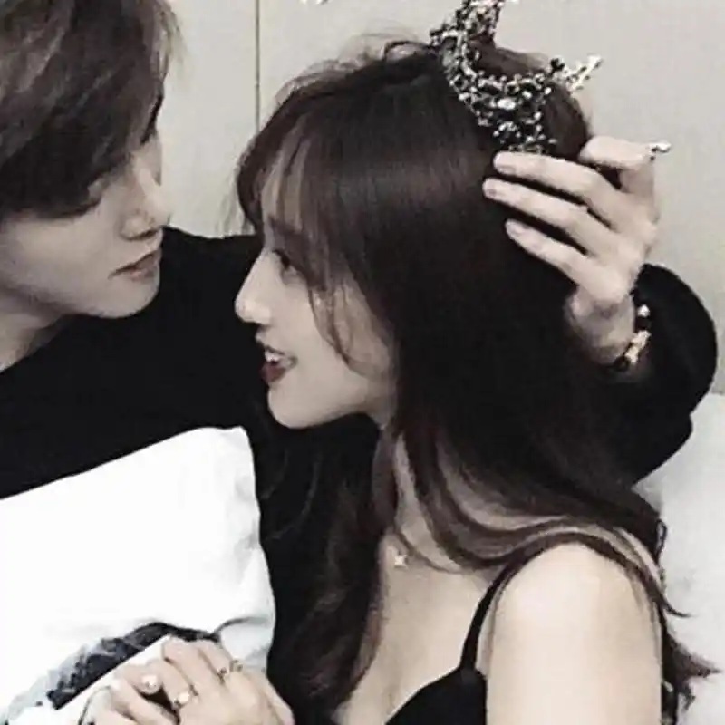 超好看的情侣头像[鼓掌]点赞拿图[滑稽]