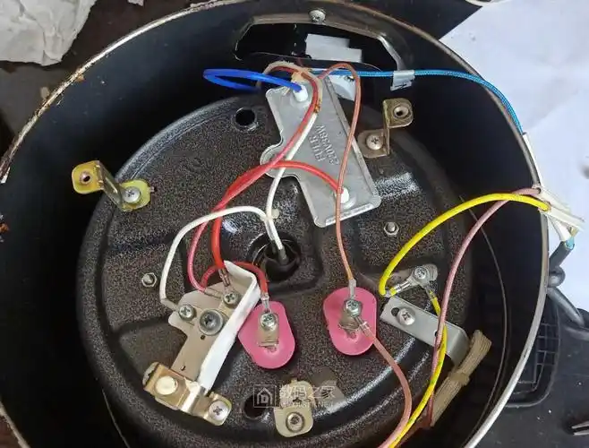 维修美的电压力锅(midea my-12ch403a) - 拆机乐园 数码之家