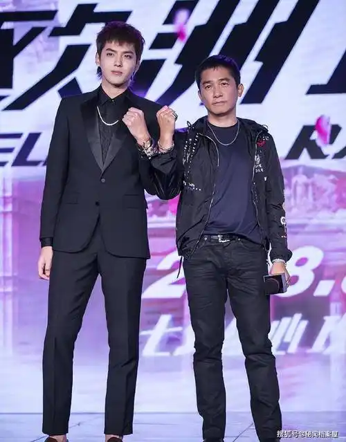 却输在"个子矮"上,这4位男星的身高太不懂事了_梁朝伟_杨洋_林志颖