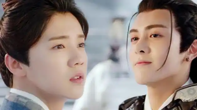 卧薪尝胆曾舜晞当众亲吻金晨示好鹿晗卑微讨好尚雯婕