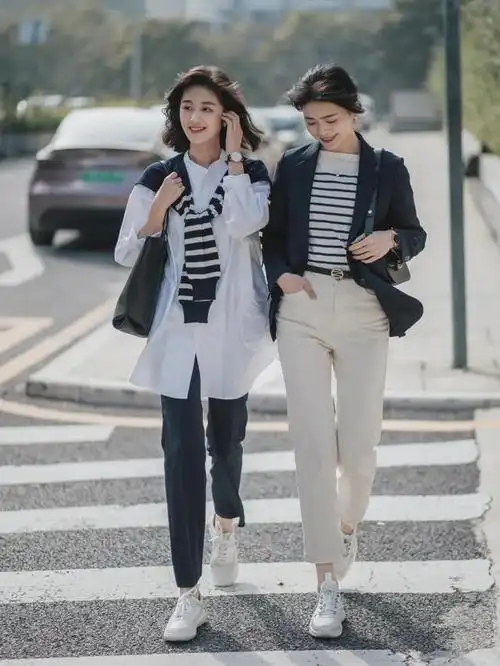 早春轻通勤穿搭灵感,博主亲身示范几套给你看效果,简约还很高级