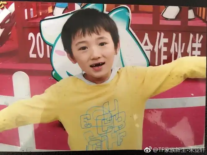 ta 的直播间闲置中suki月牙tsuki0ta 的小视频0ta 还没有小视频喔