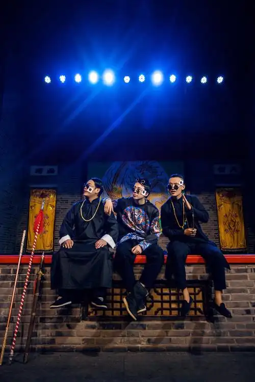 抖音摩登兄弟高清图片