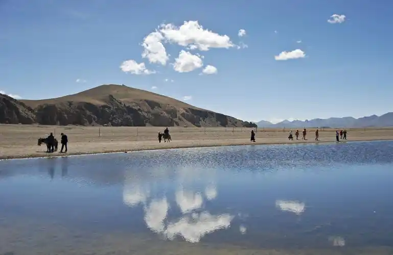 西藏.羊卓雍湖