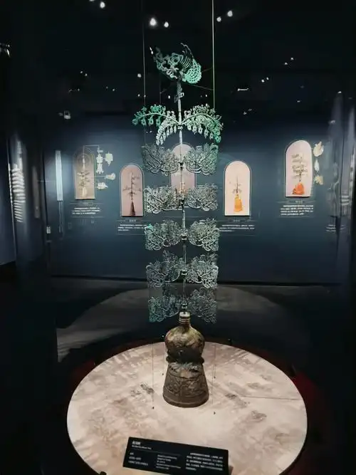 其它 "三星堆"一个不解之谜 写美篇青铜神树.高达3.