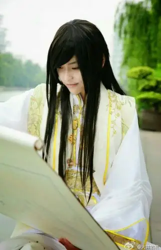 大家知道神魔井的华胥引里的慕言饰演者是谁吗?