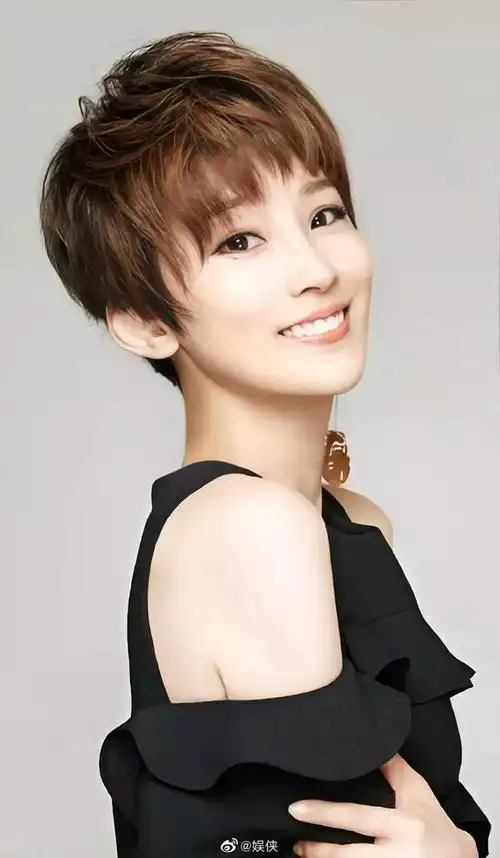 谢楠高清写真美图身材窈窕优雅迷人真的是又美又飒