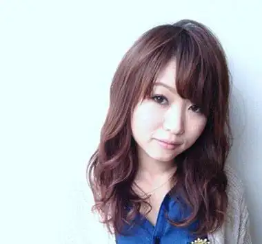 三角形脸型适合什么样的发型 刘海发型图片三角脸型