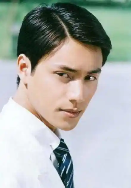 陈坤卖萌了被赞盛世美颜发害羞捂脸照粉丝大呼可爱