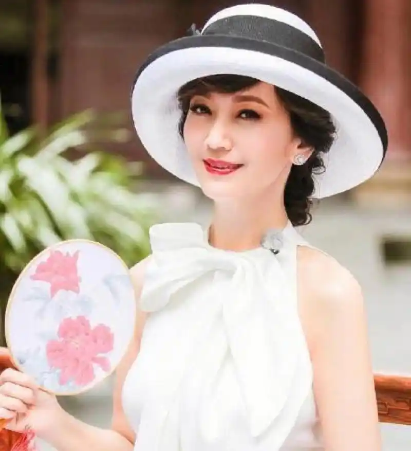 明星生图大赏# 赵雅芝(angie chiu),1953年11月15日出生于中国香港