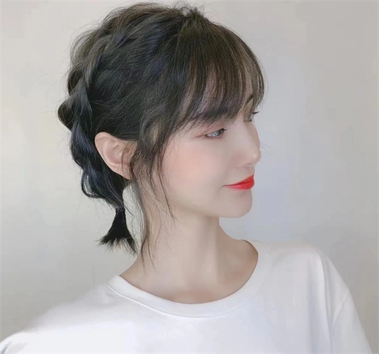 短发编发扎发季节到 哪款样式深得你心_时尚扎发 - 美发站