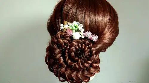 时尚编发怎么编?