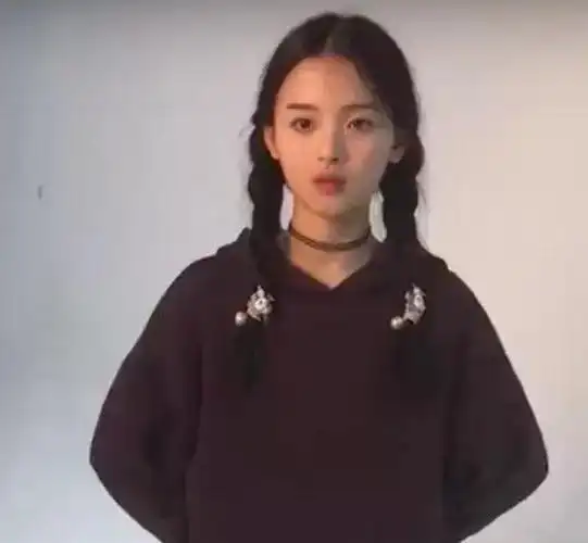 杨超越个人成长经历(杨超越:从普通打工妹到上海人才引进,她的经历让