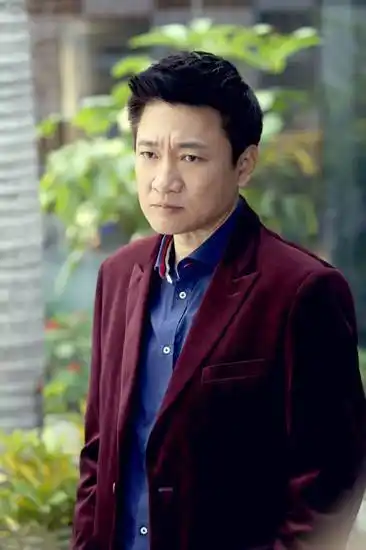 张晓光导演执导,韩青,谢园,任重,万茜等主演的婚姻情感电视剧《将婚姻