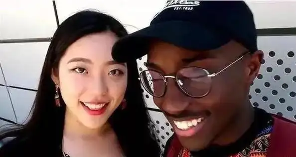 武大校花嫁黑人.武大校花陈怡嫁非洲丈夫布力 "我父亲是非洲酋 - 抖音