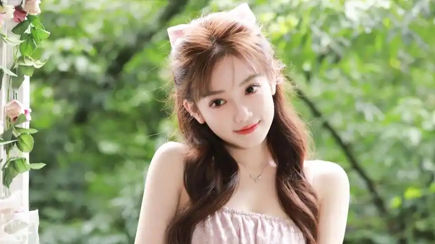 护眼 靓丽美女4k壁纸3840x2160,是彼岸图网给您推荐的高清4k美女壁纸