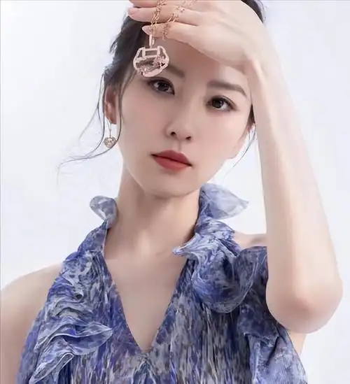 回顾有一种反噬叫吴奇隆和刘诗诗结婚八年善恶报应都应验了