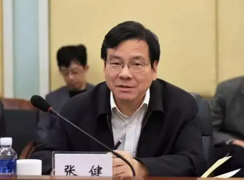 张健:持续优化园区营商环境 助推企业做强做优做大