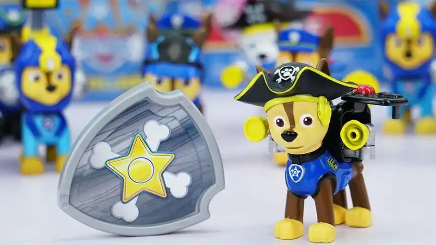 《玩具》玩具口袋 汪汪队立大功之海盗阿奇与狗狗徽章_高清1080p在线