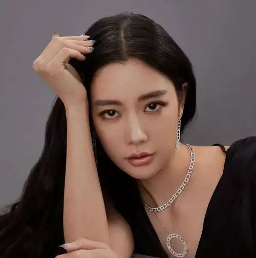 微信头像克拉拉