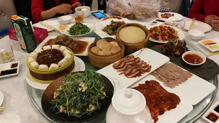 生日宴会同学情