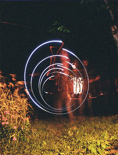 不做3d趋势的outman裸眼3d摄影体验首放