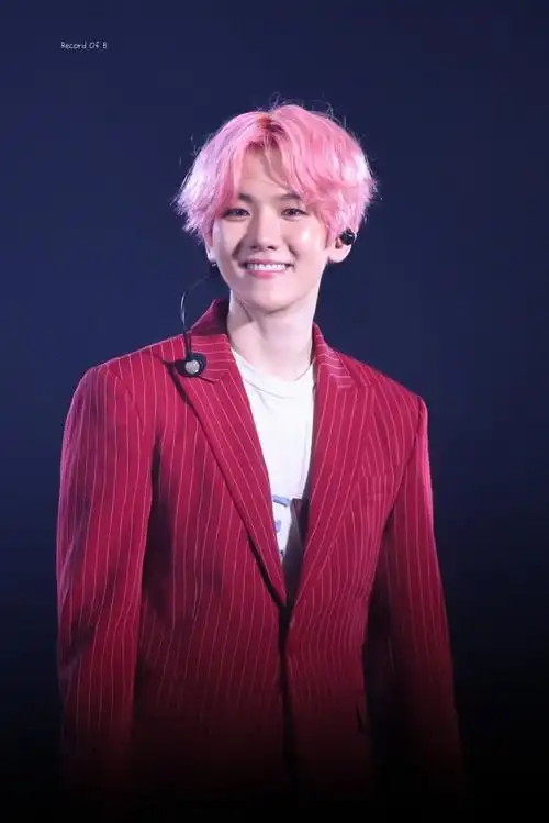 边伯贤solo出道三周年