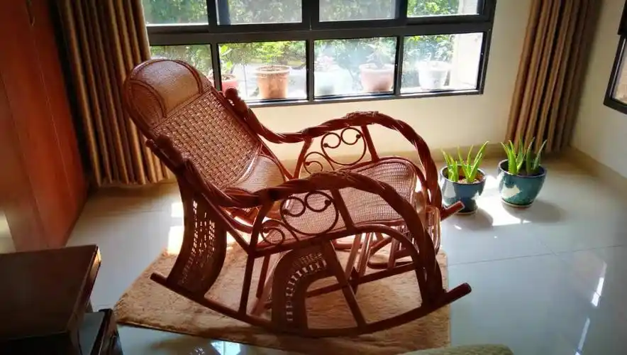 摇椅阳台天然真藤植物编织老人午睡椅子家用室内休闲逍遥老式躺椅 扭