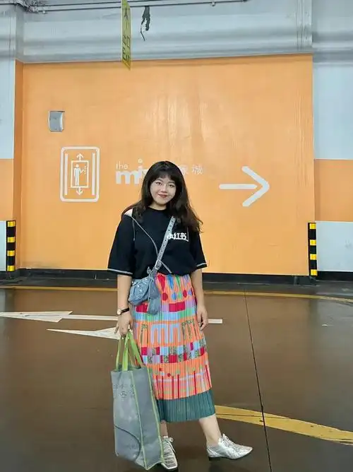 94身高158 体重135明线露肩tee  混棉面料 码数m l xl 2xl三宅同款