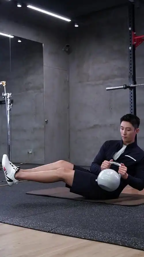 黄景瑜燃动时刻健身视频##黄景瑜说夏天要来了得动动呀