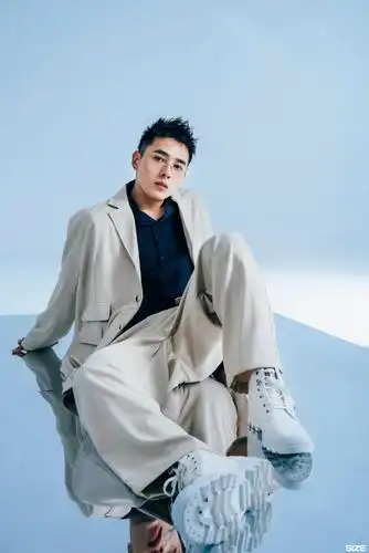 欢娱影视演员洪尧size潮流生活大片今日发布