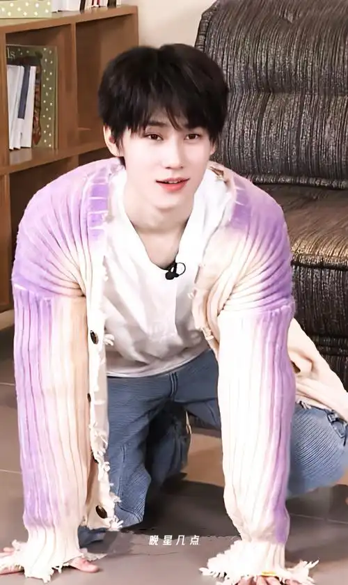 张真源超话很多人对张真源的可爱一无所知我们真源笑起来是真正的治愈