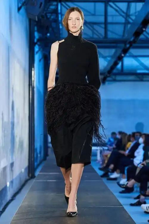 极简时尚no21米兰时装周2021春夏系列