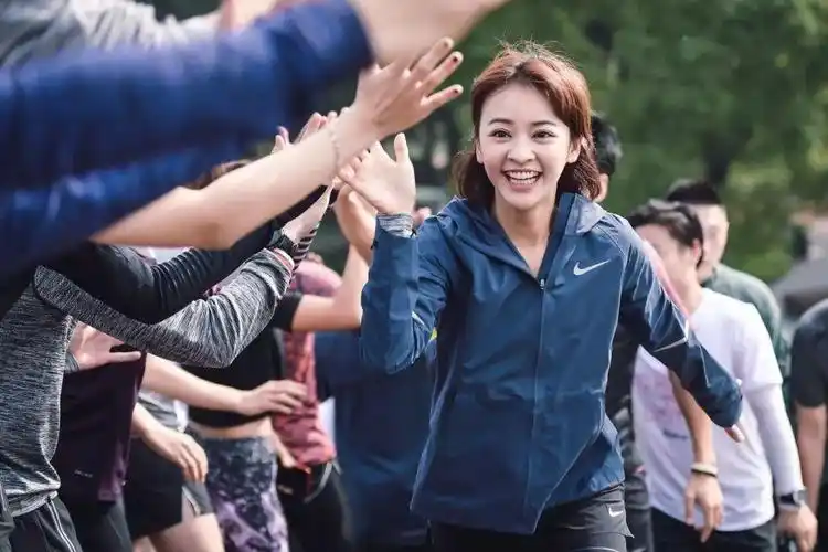 娱乐圈中最知名的跑步女星,要数慢跑女王陈意涵啦,作为一枚每天坚持日